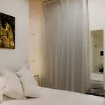 White Bed & Breakfast