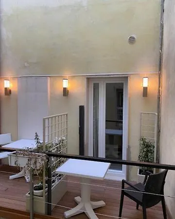 White Diffuso Ristorante & 4* فوجيا