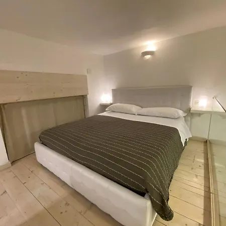 White Diffuso Ristorante & فندق مبيت وإفطار