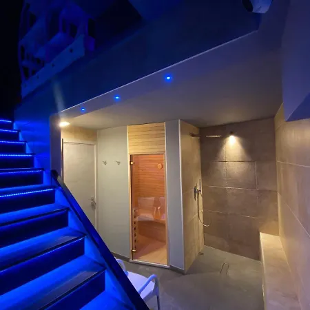 B&B White Diffuso Ristorante & 4*