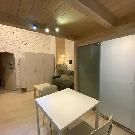 Couette-café White Diffuso Ristorante & 2*