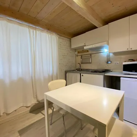 Couette-café White Diffuso Ristorante &
