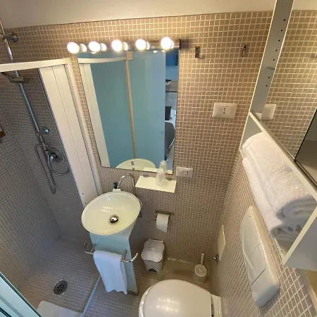 White Diffuso Ristorante & Bed & Breakfast 4*