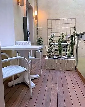 White Diffuso Ristorante & 3*