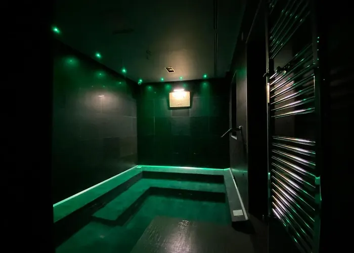 White Bed & Breakfast 4*